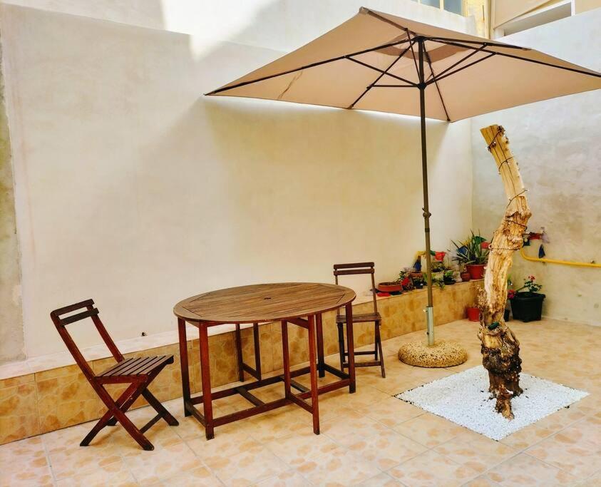 Casa Marta Apartment กาญารี ภายนอก รูปภาพ